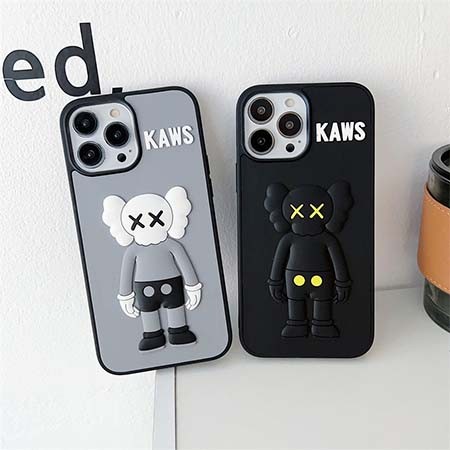 ブランド カバー アイフォン15プラス bearbrick 