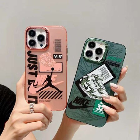 アイフォン15 ultra エアジョーダン スマホケース  ワニ柄