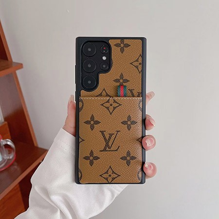 ブランド 携帯ケース iphone15 burberry風 