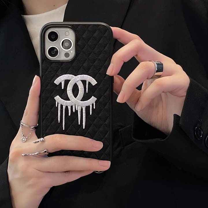 chanel iPhone 14plus皮製スマホケース