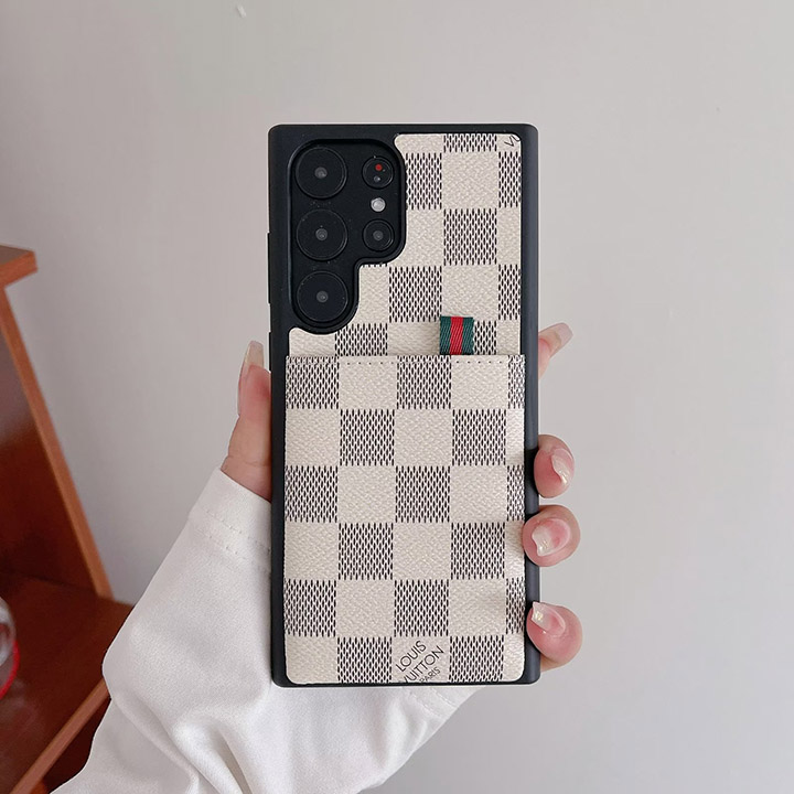 ブランド 携帯ケース iphone15 burberry風 
